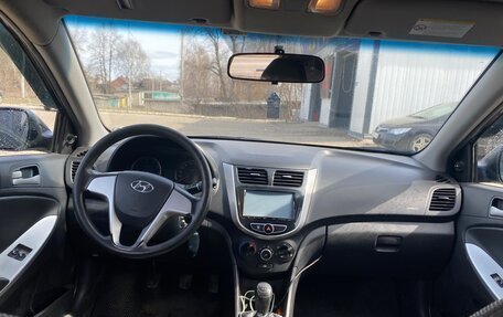 Hyundai Solaris II рестайлинг, 2013 год, 760 000 рублей, 5 фотография