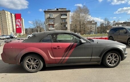 Ford Mustang VI рестайлинг, 2005 год, 1 600 000 рублей, 4 фотография