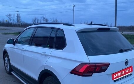 Volkswagen Tiguan II, 2021 год, 2 950 000 рублей, 3 фотография