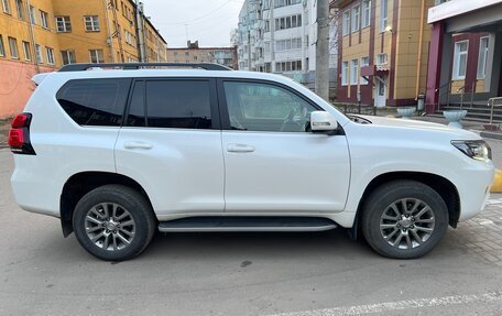 Toyota Land Cruiser Prado 150 рестайлинг 2, 2018 год, 5 200 000 рублей, 4 фотография