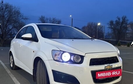 Chevrolet Aveo III, 2013 год, 900 000 рублей, 3 фотография