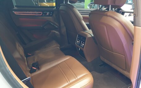 Porsche Cayenne III, 2022 год, 9 723 000 рублей, 14 фотография