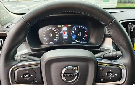 Volvo XC40 I, 2021 год, 1 800 000 рублей, 10 фотография