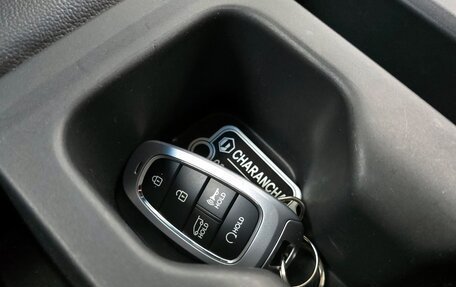 Hyundai Staria, 2022 год, 2 810 000 рублей, 17 фотография