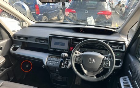 Honda Stepwgn IV, 2017 год, 2 700 000 рублей, 20 фотография