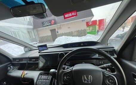 Honda Stepwgn IV, 2017 год, 2 700 000 рублей, 15 фотография