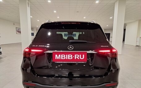 Mercedes-Benz GLE, 2024 год, 15 250 000 рублей, 5 фотография