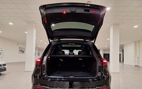 Mercedes-Benz GLE, 2024 год, 15 250 000 рублей, 25 фотография