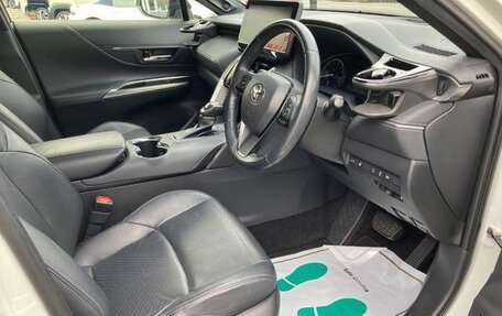 Toyota Harrier, 2022 год, 2 810 000 рублей, 10 фотография