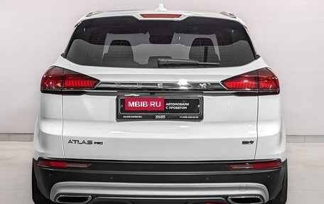 Geely Atlas, 2022 год, 1 950 000 рублей, 6 фотография