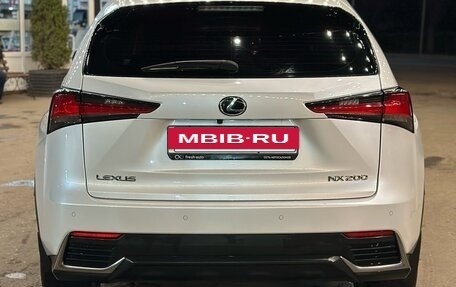 Lexus NX I, 2017 год, 3 200 000 рублей, 6 фотография