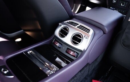 Rolls-Royce Wraith, 2018 год, 35 000 000 рублей, 18 фотография