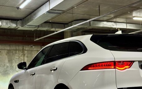 Jaguar F-Pace, 2017 год, 3 400 000 рублей, 10 фотография