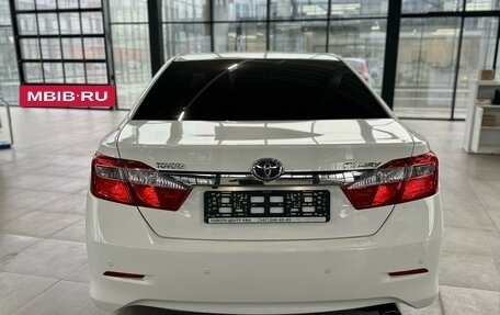 Toyota Camry, 2014 год, 1 898 000 рублей, 18 фотография