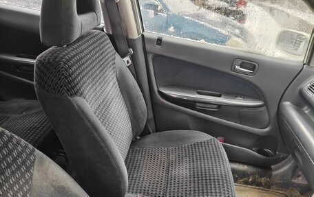 Honda Stream I рестайлинг, 2002 год, 290 000 рублей, 11 фотография