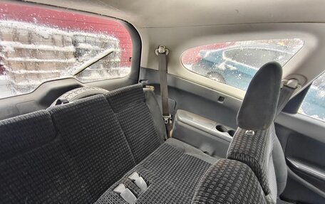 Honda Stream I рестайлинг, 2002 год, 290 000 рублей, 17 фотография