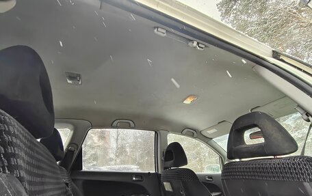Honda Stream I рестайлинг, 2002 год, 290 000 рублей, 21 фотография