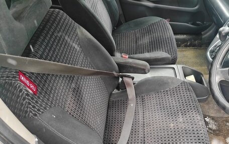 Honda Stream I рестайлинг, 2002 год, 290 000 рублей, 13 фотография