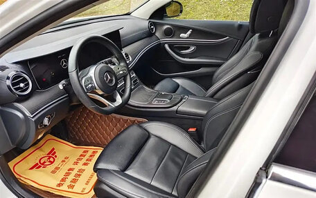 Mercedes-Benz E-Класс, 2020 год, 3 250 000 рублей, 7 фотография