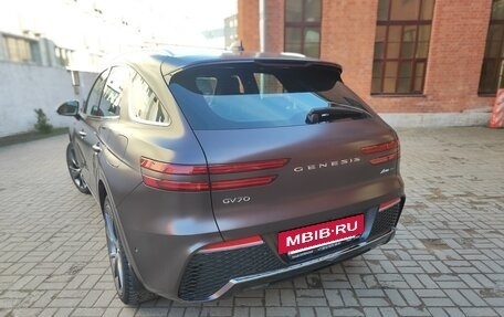 Genesis GV70, 2021 год, 6 100 000 рублей, 3 фотография
