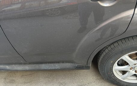 Mitsubishi Outlander III рестайлинг 3, 2010 год, 1 250 000 рублей, 15 фотография