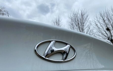 Hyundai Solaris II рестайлинг, 2012 год, 6 фотография
