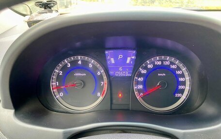 Hyundai Solaris II рестайлинг, 2012 год, 23 фотография