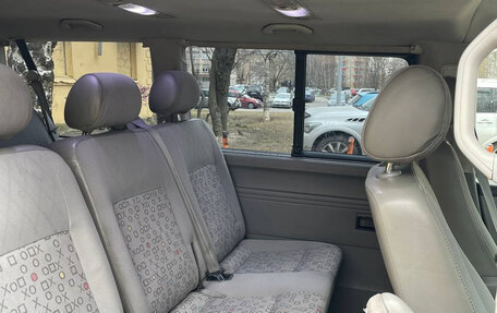 Volkswagen Transporter T5 рестайлинг, 2003 год, 850 000 рублей, 10 фотография
