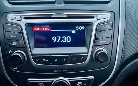 Hyundai Solaris II рестайлинг, 2015 год, 715 000 рублей, 24 фотография