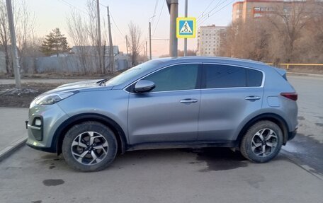 KIA Sportage IV рестайлинг, 2020 год, 2 880 000 рублей, 1 фотография