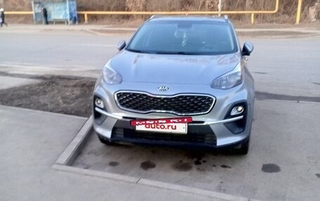 KIA Sportage IV рестайлинг, 2020 год, 2 880 000 рублей, 5 фотография