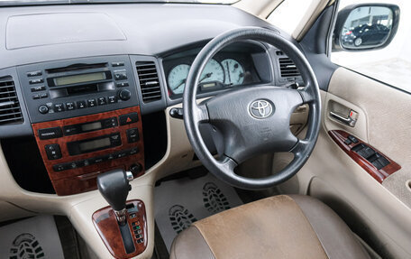 Toyota Corolla Spacio II, 2001 год, 679 000 рублей, 9 фотография