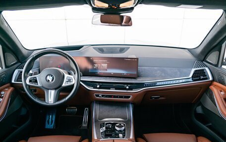 BMW X7, 2022 год, 15 990 000 рублей, 10 фотография
