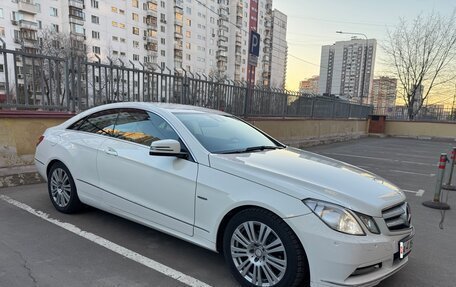Mercedes-Benz E-Класс, 2011 год, 2 350 рублей, 6 фотография