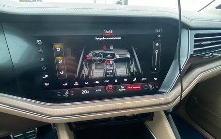 Volkswagen Touareg III, 2018 год, 5 250 000 рублей, 22 фотография