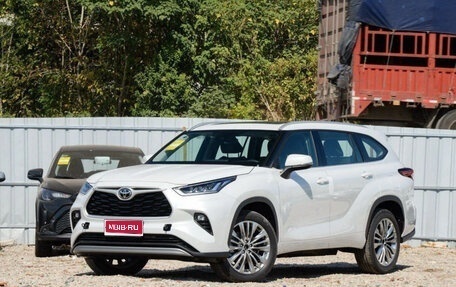 Toyota Highlander, 2024 год, 5 850 000 рублей, 1 фотография