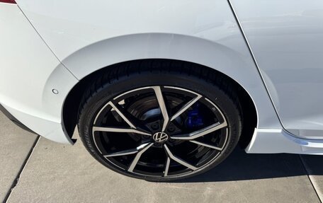 Volkswagen Golf R, 2022 год, 5 180 000 рублей, 12 фотография