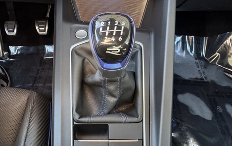 Volkswagen Golf R, 2022 год, 5 180 000 рублей, 23 фотография