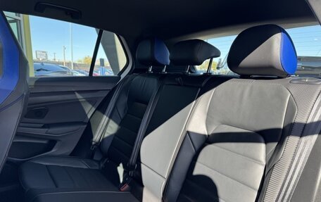 Volkswagen Golf R, 2022 год, 5 180 000 рублей, 35 фотография