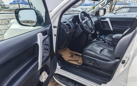 Toyota Land Cruiser Prado 150 рестайлинг 2, 2018 год, 4 990 000 рублей, 16 фотография