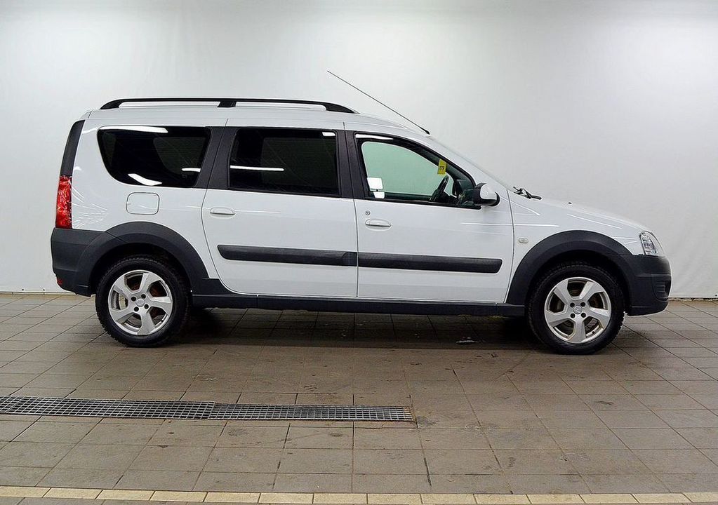 ВАЗ (LADA) Largus Cross, 2018 год, 950 000 рублей, 5 фотография