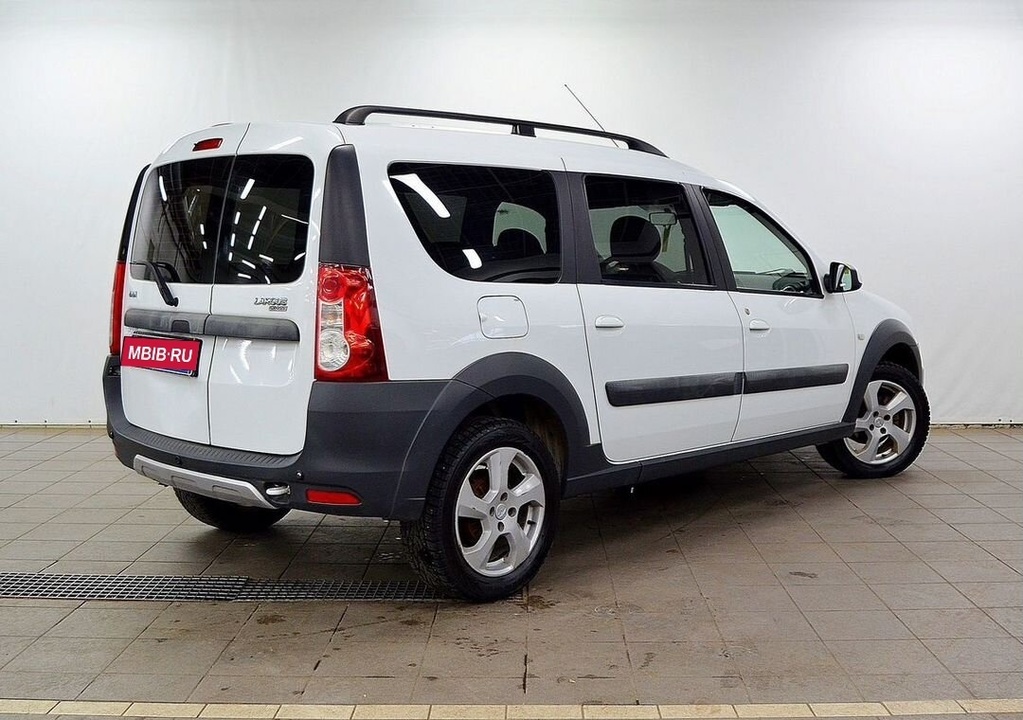 ВАЗ (LADA) Largus Cross, 2018 год, 950 000 рублей, 3 фотография
