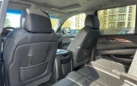 Cadillac Escalade IV, 2018 год, 7 300 000 рублей, 18 фотография