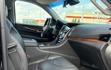 Cadillac Escalade IV, 2018 год, 7 300 000 рублей, 29 фотография