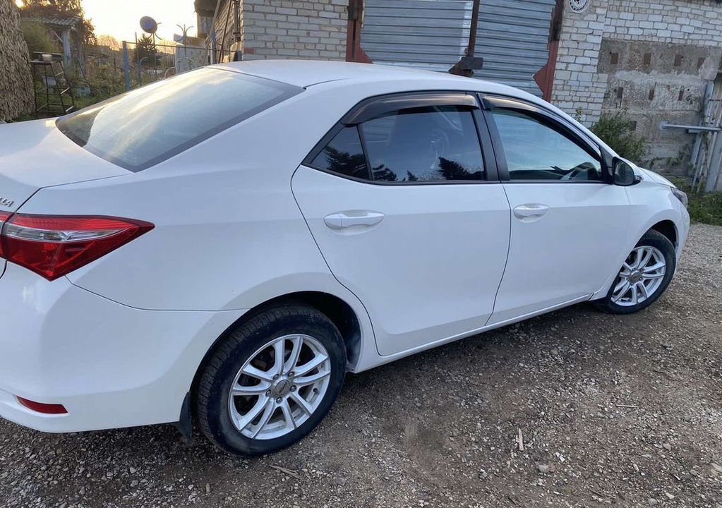 Toyota Corolla, 2014 год, 1 285 000 рублей, 4 фотография