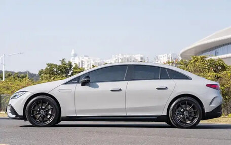 Mercedes-Benz EQE, 2023 год, 4 500 000 рублей, 4 фотография