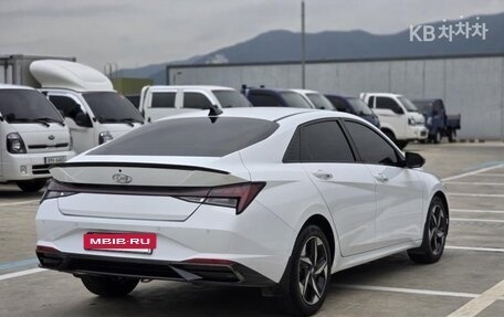 Hyundai Avante, 2021 год, 1 550 000 рублей, 5 фотография