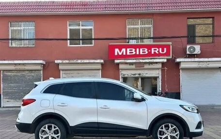 Renault Koleos II, 2021 год, 1 840 000 рублей, 4 фотография