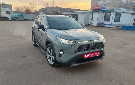 Toyota RAV4, 2020 год, 3 400 000 рублей, 5 фотография