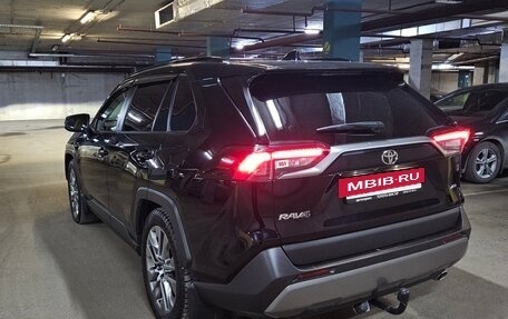 Toyota RAV4, 2021 год, 3 990 000 рублей, 15 фотография
